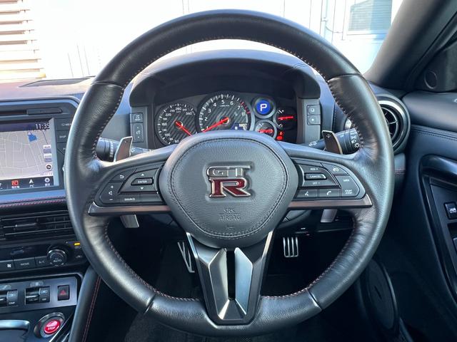 ＧＴ－Ｒ ブラックエディション　ドライカーボン製トランクリッド／リアスポイラー　ディーラー整備記録簿（Ｈ３１・Ｒ２・３・４・６）（26枚目）