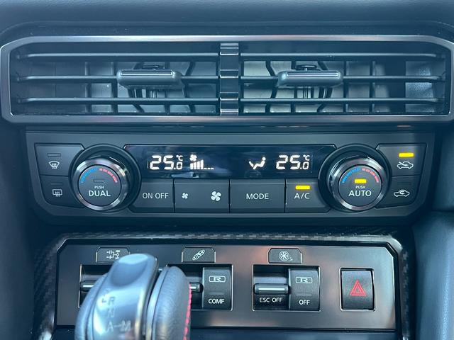 ＧＴ－Ｒ ブラックエディション　ドライカーボン製トランクリッド／リアスポイラー　ディーラー整備記録簿（Ｈ３１・Ｒ２・３・４・６）（33枚目）