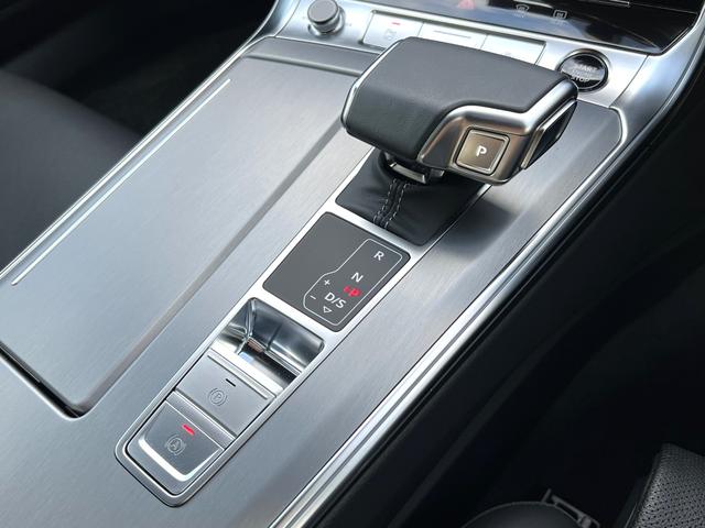 Ａ７スポーツバック ４０ＴＤＩクワトロ　Ｓラインパッケージ　ラグジュアリーＰＫＧ　テクノロジーＰＫＧ　ワンオーナー車（32枚目）