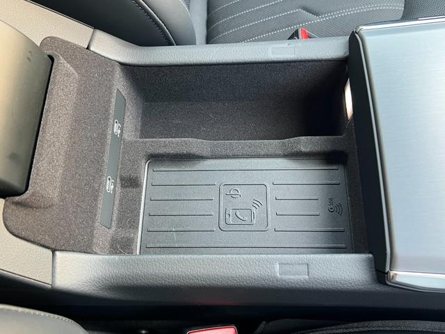 Ａ７スポーツバック ４０ＴＤＩクワトロ　Ｓラインパッケージ　ラグジュアリーＰＫＧ　テクノロジーＰＫＧ　ワンオーナー車（41枚目）