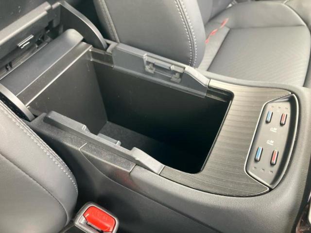 ハリアーハイブリッド Zレザーパッケージ JBL/保証書/純正 SDナビ/デジタルインナーミラー/トヨタセーフティセンス/シートヒーター 前席/パノラミックビューモニター/車線逸脱防止支援システム/シート フルレザー/電動バックドア 革シート(33枚目)