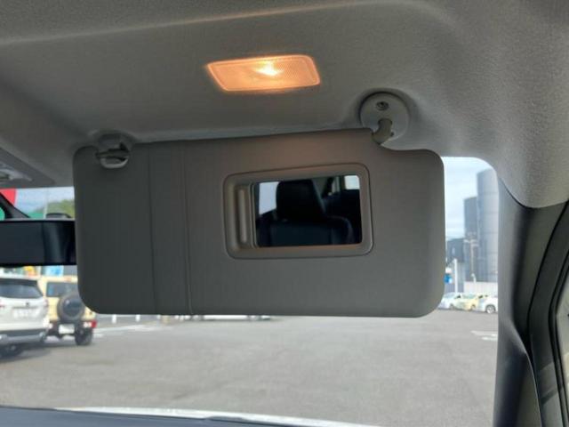 エスクァイア ハイブリッドGi 純正エアロ/保証書/純正 9インチ SDナビ/フリップダウンモニター/両側電動スライドドア/シートヒーター/ヘッドランプ LED/ETC/EBD付ABS/横滑り防止装置/アイドリングストップ 記録簿(44枚目)