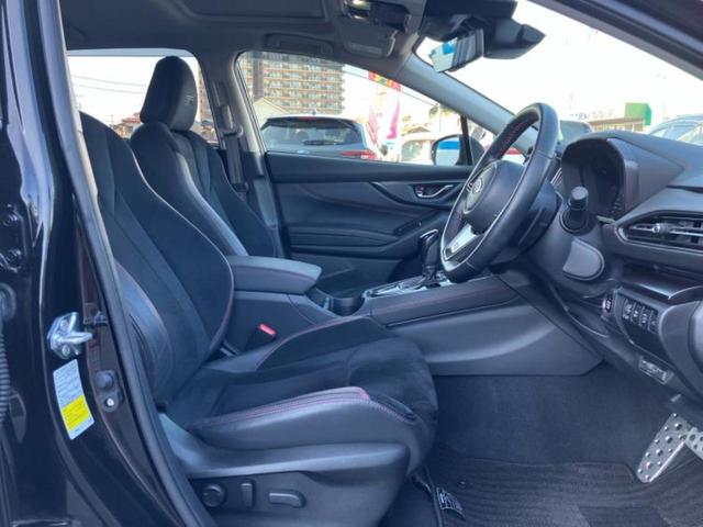 レヴォーグ 4WD STIスポーツR EXブラックインテリアセレクション サンルーフ/保証書/純正 SDナビ/デジタルインナーミラー/シートヒーター/全方位モニター/車線逸脱防止支援システム/シート ハーフレザー/電動バックドア/ヘッドランプ LED/ETC 全周囲カメラ(4枚目)