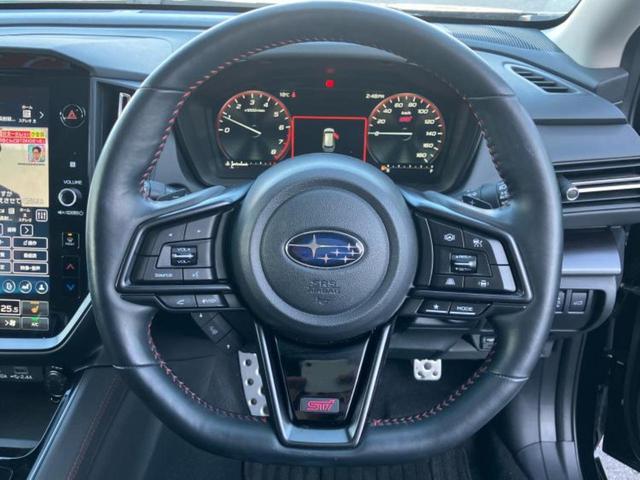 レヴォーグ 4WD STIスポーツR EXブラックインテリアセレクション サンルーフ/保証書/純正 SDナビ/デジタルインナーミラー/シートヒーター/全方位モニター/車線逸脱防止支援システム/シート ハーフレザー/電動バックドア/ヘッドランプ LED/ETC 全周囲カメラ(15枚目)