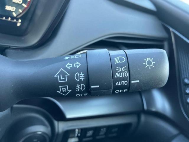 レヴォーグ 4WD STIスポーツR EXブラックインテリアセレクション サンルーフ/保証書/純正 SDナビ/デジタルインナーミラー/シートヒーター/全方位モニター/車線逸脱防止支援システム/シート ハーフレザー/電動バックドア/ヘッドランプ LED/ETC 全周囲カメラ(16枚目)