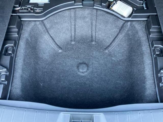 レヴォーグ 4WD STIスポーツR EXブラックインテリアセレクション サンルーフ/保証書/純正 SDナビ/デジタルインナーミラー/シートヒーター/全方位モニター/車線逸脱防止支援システム/シート ハーフレザー/電動バックドア/ヘッドランプ LED/ETC 全周囲カメラ(24枚目)