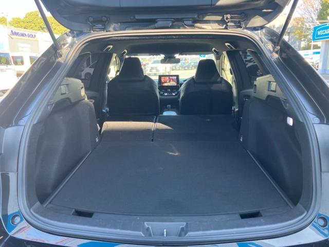 カローラツーリング ハイブリッドダブルバイビー 純正エアロ/保証書/ディスプレイオーディオ+ナビ9インチ/トヨタセーフティセンス/シートヒーター 前席/車線逸脱防止支援システム/シート ハーフレザー/ヘッドランプ LED 衝突被害軽減システム(19枚目)