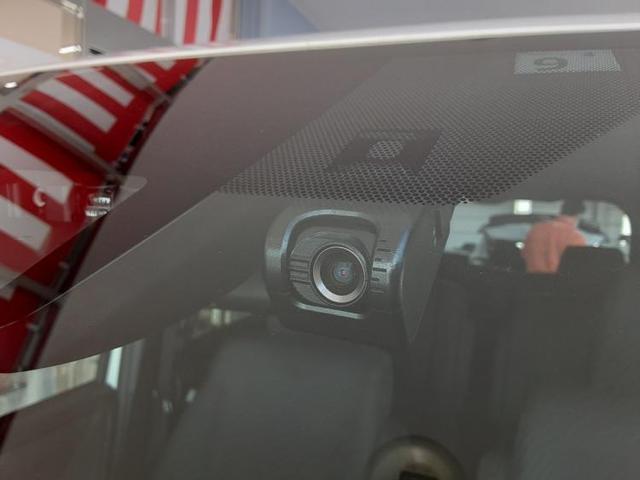 ハイブリッドV 外 10インチ メモリーナビ 両側電動スライドドア Bluetooth接続 ETC クルーズコントロール バックモニター 地上波デジタルチューナー エンジンスタートボタン 横滑り防止装置 修復歴無(18枚目)