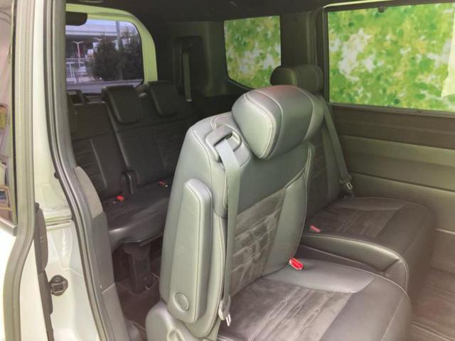 ステップワゴン ｅＨＥＶスパーダプレミアムライン　純正　１１インチ　ＳＤナビ／フリップダウンモニター　純正　１５．６インチ／衝突安全装置／両側電動スライドドア／シートヒーター／全方位モニター／車線逸脱防止支援システム／シート　ハーフレザー　禁煙車（6枚目）