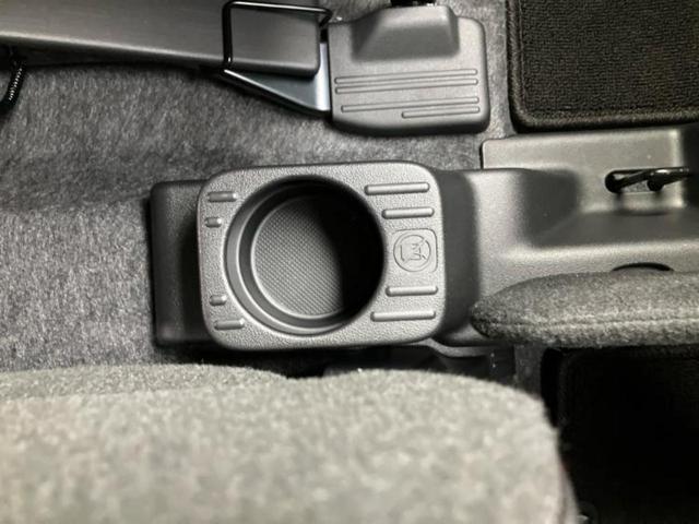 国産車から輸入車まで多様なお客様のニーズのお応えできるように、全国規模で豊富な在庫展開!車のことならWECARSへ!