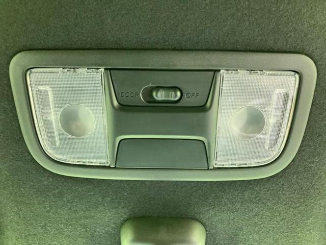 お車に合わせて無料保証以外にも、保証範囲、期間、距離を拡充させた有料保証もご用意しております!中古車の購入が初めてで不安・・・というお客様もご安心ください!