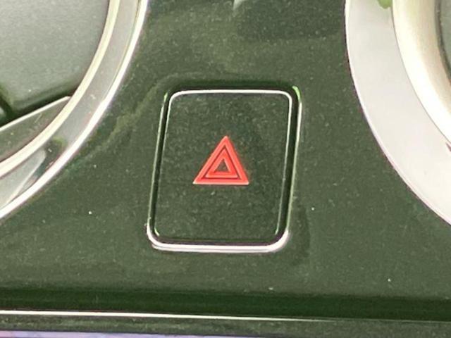 ノート X DIG-Sエマブレパッケージ 新品タイヤ/純正 SDナビ/衝突安全装置/アラウンドビューモニター/車線逸脱防止支援システム/Bluetooth接続/ETC/EBD付ABS/横滑り防止装置/アイドリングストップ/フルセグTV/DVD(31枚目)