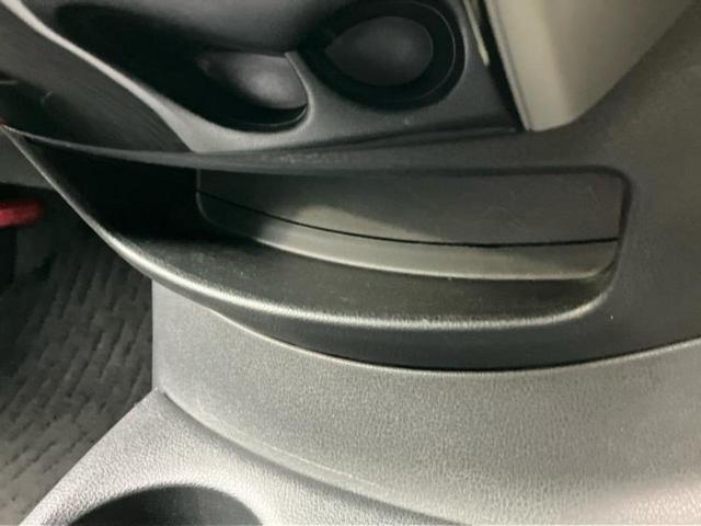 ノート X DIG-Sエマブレパッケージ 新品タイヤ/純正 SDナビ/衝突安全装置/アラウンドビューモニター/車線逸脱防止支援システム/Bluetooth接続/ETC/EBD付ABS/横滑り防止装置/アイドリングストップ/フルセグTV/DVD(41枚目)