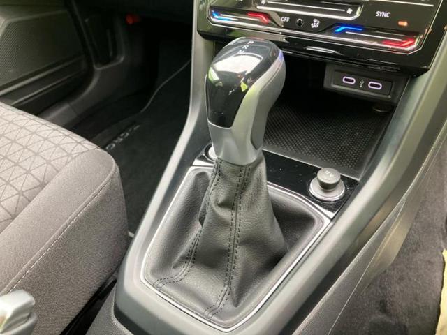 T-クロス TSIアクティブ 新品タイヤ/保証書/ディスプレイオーディオ+ナビ/衝突安全装置/ドライブレコーダー 社外/ヘッドランプ LED/USBジャック/Bluetooth接続/ETC2.0/EBD付ABS バックカメラ(17枚目)