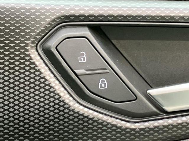 T-クロス TSIアクティブ 新品タイヤ/保証書/ディスプレイオーディオ+ナビ/衝突安全装置/ドライブレコーダー 社外/ヘッドランプ LED/USBジャック/Bluetooth接続/ETC2.0/EBD付ABS バックカメラ(30枚目)