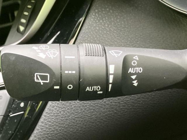 Ｃ－ＨＲ Ｇ　保証書／純正　ＳＤナビ／衝突安全装置／シートヒーター　前席／車線逸脱防止支援システム／シート　合皮／ＵＳＢジャック／Ｂｌｕｅｔｏｏｔｈ接続／ＥＴＣ／ＥＢＤ付ＡＢＳ／横滑り防止装置／アイドリングストップ（17枚目）