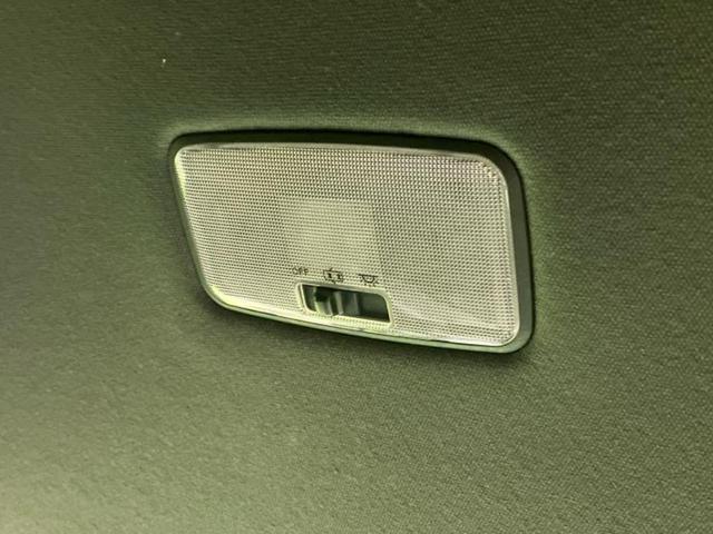 Ｃ－ＨＲ Ｇ　保証書／純正　ＳＤナビ／衝突安全装置／シートヒーター　前席／車線逸脱防止支援システム／シート　合皮／ＵＳＢジャック／Ｂｌｕｅｔｏｏｔｈ接続／ＥＴＣ／ＥＢＤ付ＡＢＳ／横滑り防止装置／アイドリングストップ（49枚目）