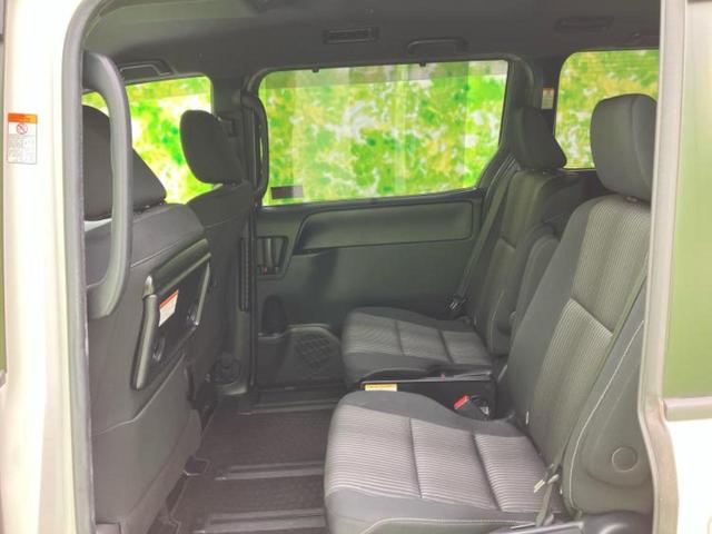 ヴォクシー ハイブリッドＺＳ　保証書／純正　９インチ　ＳＤナビ／トヨタセーフティセンス／両側電動スライドドア／車線逸脱防止支援システム／ドライブレコーダー　前後／ヘッドランプ　ＬＥＤ／Ｂｌｕｅｔｏｏｔｈ接続／ＥＴＣ　バックカメラ（8枚目）