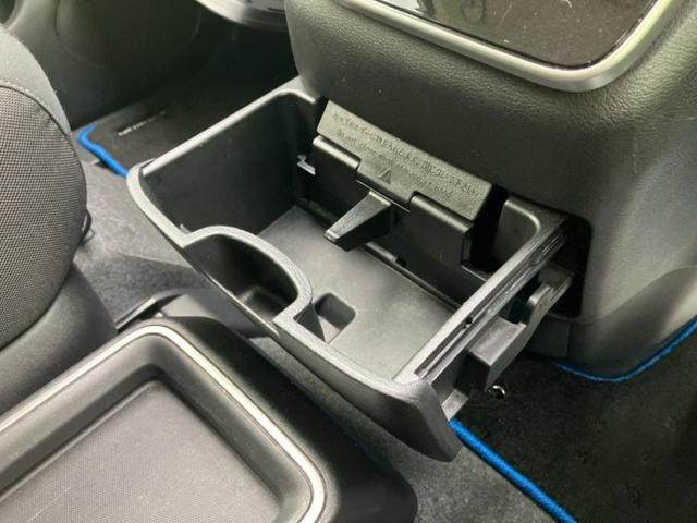 セレナ ｅパワーハイウェイスターＶ　新品タイヤ／保証書／純正　１０インチ　メモリーナビ／フリップダウンモニター　純正　１１インチ／エマージェンシーブレーキ／両側電動スライドドア／アラウンドビューモニター／車線逸脱防止支援システム　禁煙車（42枚目）