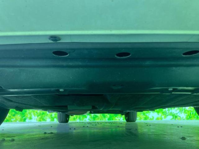 セレナ ｅパワーハイウェイスターＶ　新品タイヤ／保証書／純正　１０インチ　メモリーナビ／フリップダウンモニター　純正　１１インチ／エマージェンシーブレーキ／両側電動スライドドア／アラウンドビューモニター／車線逸脱防止支援システム　禁煙車（60枚目）