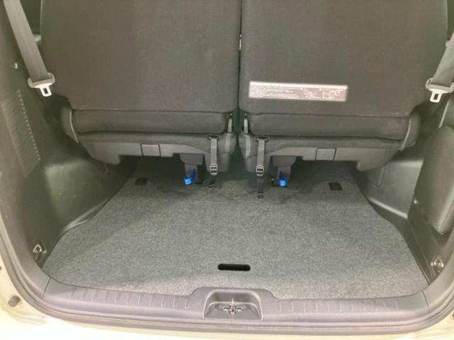 セレナ ｅパワーハイウェイスターＶ　新品タイヤ／保証書／純正　１０インチ　ＳＤナビ／エマージェンシーブレーキ／両側電動スライドドア／アラウンドビューモニター／車線逸脱防止支援システム／ドライブレコーダー　純正／ヘッドランプ　ＬＥＤ（26枚目）