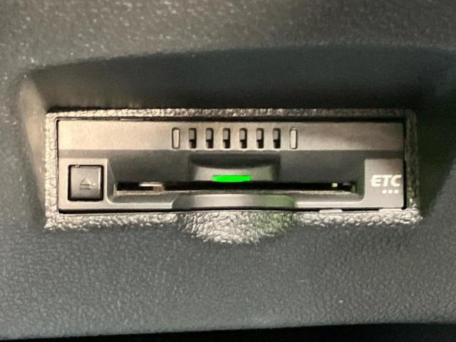 プリウス Ｓ　保証書／純正　ＳＤナビ／衝突安全装置／車線逸脱防止支援システム／ドライブレコーダー　純正／ヘッドランプ　ＬＥＤ／Ｂｌｕｅｔｏｏｔｈ接続／ＥＴＣ／ＥＢＤ付ＡＢＳ／横滑り防止装置／アイドリングストップ（27枚目）