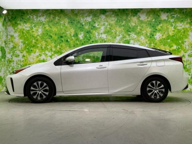 プリウス A 新品タイヤ/保証書/ディスプレイオーディオ+ナビ8インチ/衝突安全装置/パノラミックビューモニター/車線逸脱防止支援システム/ドライブレコーダー 社外/ヘッドランプ LED/USBジャック ドラレコ(2枚目)