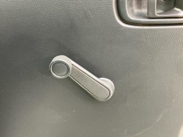 ハイゼットトラック スタンダード　新品タイヤ／禁煙車／エアバッグ　運転席／パワーステアリング／マニュアルエアコン／ユーザー買取車／最大積載量３５０ｋｇ／アクセサリーソケット／間欠ワイパー／ヘッドライトレベライザー／三方開／ラジオ（22枚目）