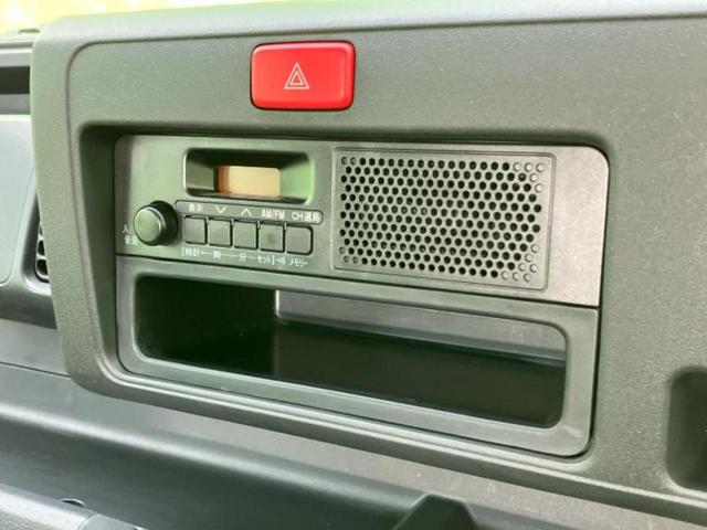 ハイゼットトラック スタンダード　新品タイヤ／禁煙車／エアバッグ　運転席／パワーステアリング／マニュアルエアコン／ユーザー買取車／最大積載量３５０ｋｇ／アクセサリーソケット／間欠ワイパー／ヘッドライトレベライザー／三方開／ラジオ（27枚目）