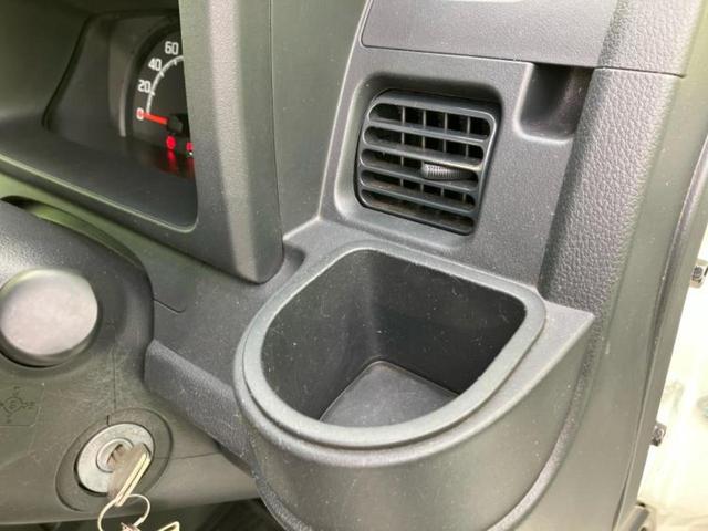 ハイゼットトラック スタンダード　新品タイヤ／禁煙車／エアバッグ　運転席／パワーステアリング／マニュアルエアコン／ユーザー買取車／最大積載量３５０ｋｇ／アクセサリーソケット／間欠ワイパー／ヘッドライトレベライザー／三方開／ラジオ（32枚目）