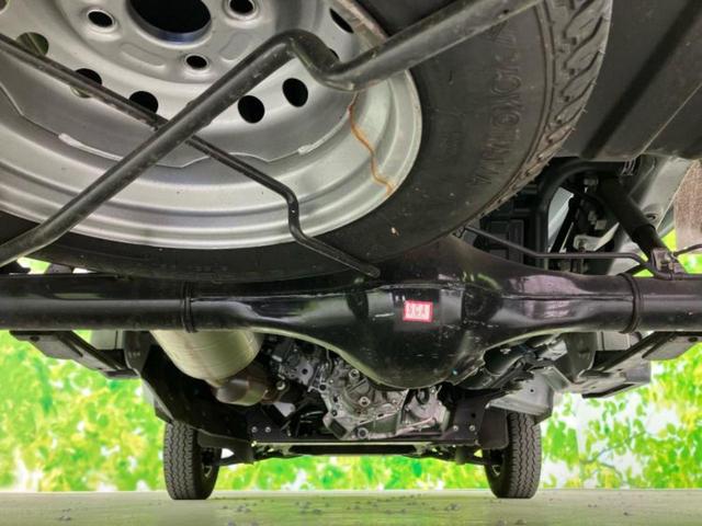 ハイゼットトラック スタンダード　新品タイヤ／禁煙車／エアバッグ　運転席／パワーステアリング／マニュアルエアコン／ユーザー買取車／最大積載量３５０ｋｇ／アクセサリーソケット／間欠ワイパー／ヘッドライトレベライザー／三方開／ラジオ（52枚目）