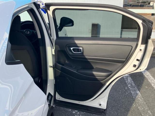 ヴェゼル ｅＨＥＶ　Ｘ　新品タイヤ／保証書／ディスプレイオーディオ／衝突安全装置／車線逸脱防止支援システム／パーキングアシスト　バックガイド／ヘッドランプ　ＬＥＤ／Ｂｌｕｅｔｏｏｔｈ接続／ＥＴＣ／ＥＢＤ付ＡＢＳ　バックカメラ（21枚目）