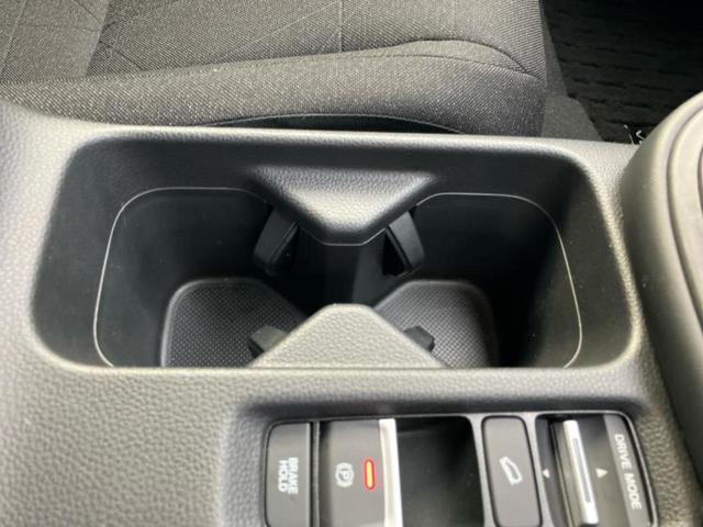 ヴェゼル ｅＨＥＶ　Ｘ　新品タイヤ／保証書／ディスプレイオーディオ／衝突安全装置／車線逸脱防止支援システム／パーキングアシスト　バックガイド／ヘッドランプ　ＬＥＤ／Ｂｌｕｅｔｏｏｔｈ接続／ＥＴＣ／ＥＢＤ付ＡＢＳ　バックカメラ（30枚目）