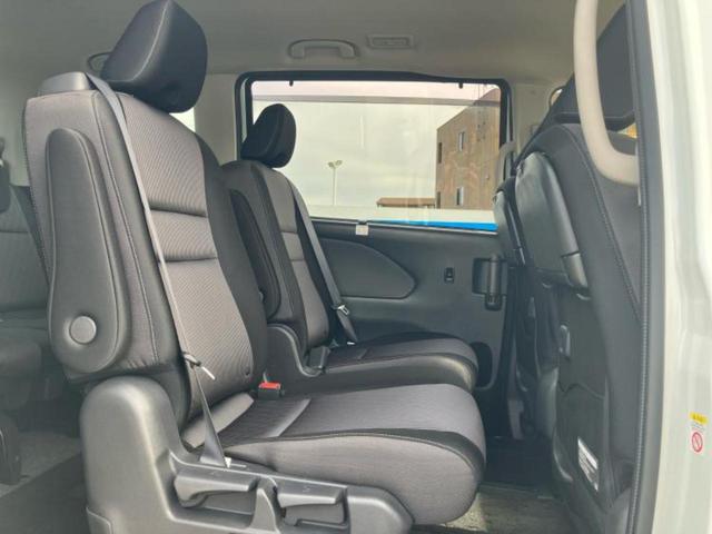 セレナ eパワーハイウェイスターV 新品タイヤ/保証書/純正 10インチ SDナビ/インテリジェントルームミラー/衝突安全装置/両側電動スライドドア/アラウンドビューモニター/車線逸脱防止支援システム/プロパイロット 全周囲カメラ(5枚目)