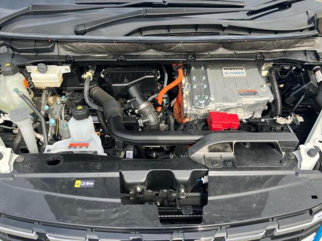 セレナ eパワーハイウェイスターV 新品タイヤ/保証書/純正 10インチ SDナビ/インテリジェントルームミラー/衝突安全装置/両側電動スライドドア/アラウンドビューモニター/車線逸脱防止支援システム/プロパイロット 全周囲カメラ(50枚目)