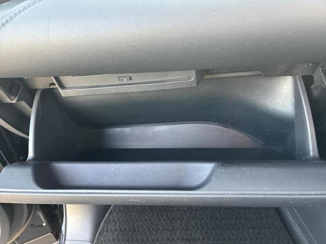 ヴォクシー S-Z 新品タイヤ/保証書/ディスプレイオーディオ+ナビ/衝突安全装置/両側電動スライドドア/シートヒーター/車線逸脱防止支援システム/シート ハーフレザー/ヘッドランプ LED/ETC 衝突被害軽減システム(28枚目)