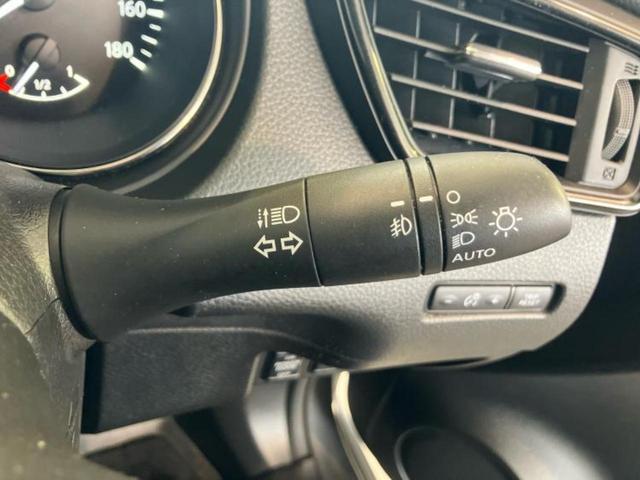 エクストレイル 4WD20Xi 保証書/純正 9インチ SDナビ/インテリジェントルームミラー/エマージェンシーブレーキ/シートヒーター 全席/アラウンドビューモニター/車線逸脱防止支援システム/シート 撥水加工/プロパイロット(16枚目)
