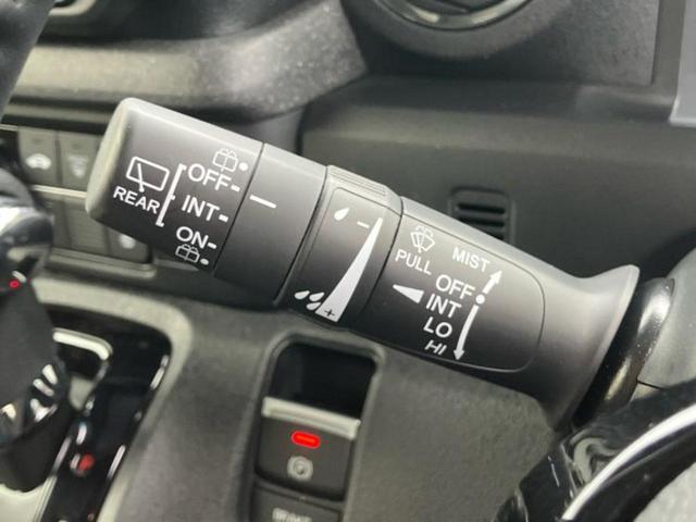 Ｎ－ＢＯＸカスタム ターボ　純正　８インチ　ナビ／ホンダセンシング／両側電動スライドドア／シートヒーター　前席／車線逸脱防止支援システム／ヘッドランプ　ＬＥＤ／ＵＳＢジャック／Ｂｌｕｅｔｏｏｔｈ接続／ＥＢＤ付ＡＢＳ　ターボ（16枚目）