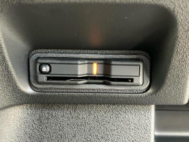 Ｎ－ＢＯＸカスタム ターボ　純正　８インチ　ナビ／ホンダセンシング／両側電動スライドドア／シートヒーター　前席／車線逸脱防止支援システム／ヘッドランプ　ＬＥＤ／ＵＳＢジャック／Ｂｌｕｅｔｏｏｔｈ接続／ＥＢＤ付ＡＢＳ　ターボ（18枚目）