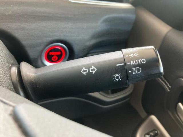 フリードハイブリッド ハイブリッドＧホンダセンシング　新品タイヤ／保証書／純正　９インチ　ＳＤナビ／フリップダウンモニター／衝突安全装置／両側電動スライドドア／車線逸脱防止支援システム／シート　ハーフレザー／ヘッドランプ　ＬＥＤ／ＥＴＣ　後席モニター（17枚目）