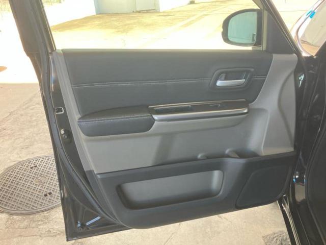 フリードハイブリッド ハイブリッドＧホンダセンシング　新品タイヤ／保証書／純正　９インチ　ＳＤナビ／フリップダウンモニター／衝突安全装置／両側電動スライドドア／車線逸脱防止支援システム／シート　ハーフレザー／ヘッドランプ　ＬＥＤ／ＥＴＣ　後席モニター（23枚目）