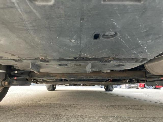 プリウス L 保証書/純正 SDナビ/ETC/EBD付ABS/横滑り防止装置/アイドリングストップ/ワンセグTV/禁煙車/エアバッグ 運転席/エアバッグ 助手席/エアバッグ サイド 盗難防止装置 オートライト(46枚目)