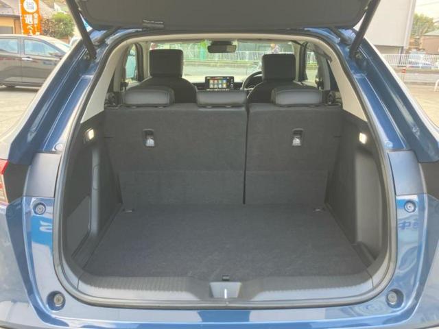 ヴェゼル eHEV Z 保証書/ディスプレイオーディオ+ナビ/衝突安全装置/シートヒーター/車線逸脱防止支援システム/シート ハーフレザー/電動バックドア/ヘッドランプ LED/ETC/EBD付ABS 衝突被害軽減システム(8枚目)