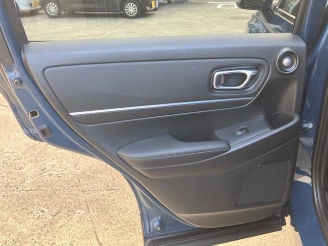 ヴェゼル eHEV Z 保証書/ディスプレイオーディオ+ナビ/衝突安全装置/シートヒーター/車線逸脱防止支援システム/シート ハーフレザー/電動バックドア/ヘッドランプ LED/ETC/EBD付ABS 衝突被害軽減システム(23枚目)