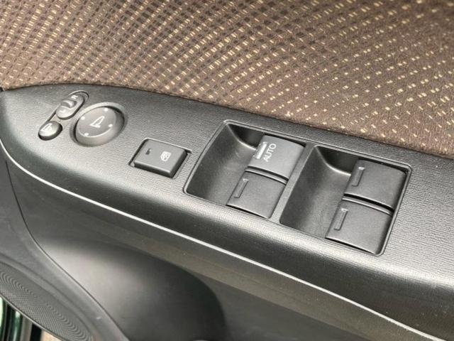 N-ONE プレミアムSSブラウンスタイルパッケージ 純正 SDナビ/シートヒーター 前席/シート ハーフレザー/パーキングアシスト バックガイド/ヘッドランプ HID/ETC/EBD付ABS/横滑り防止装置/アイドリングストップ バックカメラ(6枚目)