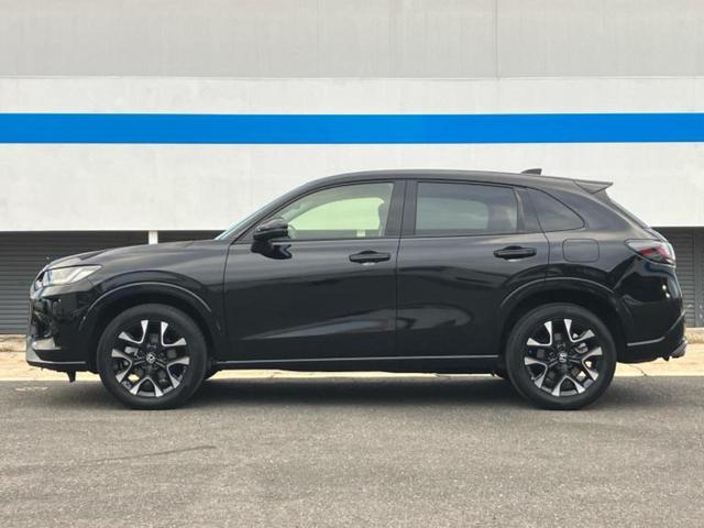 ZR-V eHEV Z 新品タイヤ/BOSE/ディスプレイオーディオ+ナビ9インチ/ホンダセンシング/シートヒーター 前席/全方位モニター/車線逸脱防止支援システム/シート フルレザー 革シート 衝突被害軽減システム 禁煙車(2枚目)