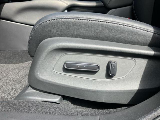 ZR-V eHEV Z 新品タイヤ/BOSE/ディスプレイオーディオ+ナビ9インチ/ホンダセンシング/シートヒーター 前席/全方位モニター/車線逸脱防止支援システム/シート フルレザー 革シート 衝突被害軽減システム 禁煙車(39枚目)