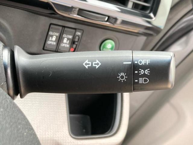 ステップワゴン G 純正 9インチ SDナビ/ホンダセンシング/両側電動スライドドア/車線逸脱防止支援システム/パーキングアシスト バックガイド/Bluetooth接続/ETC/EBD付ABS/横滑り防止装置 禁煙車(15枚目)