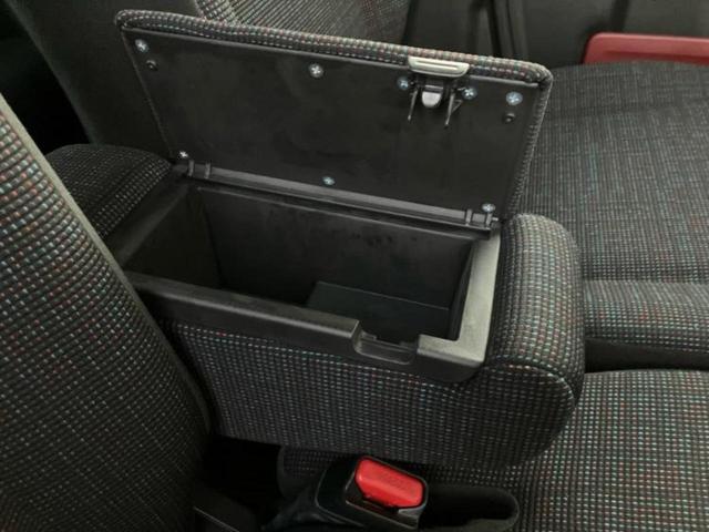 国産車から輸入車まで多様なお客様のニーズのお応えできるように、全国規模で豊富な在庫展開！車のことならＷＥＣＡＲＳへ！