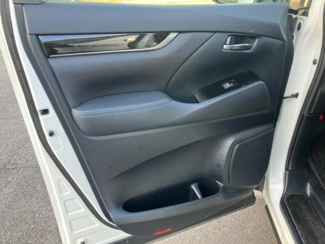 アルファード Ｓ　Ａパッケージ　保証書／純正　９インチ　ＳＤナビ／衝突安全装置／両側電動スライドドア／ドライブレコーダー　前後／ヘッドランプ　ＬＥＤ／Ｂｌｕｅｔｏｏｔｈ接続／ＥＴＣ／ＥＢＤ付ＡＢＳ／横滑り防止装置　バックカメラ（24枚目）